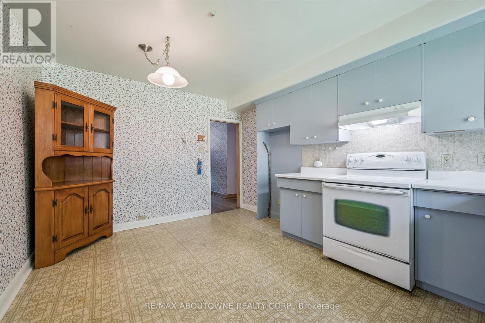 108 Princess Margaret Boulevard, Toronto, Ontario  M9B 2Z3 - Photo 12 - W13223270