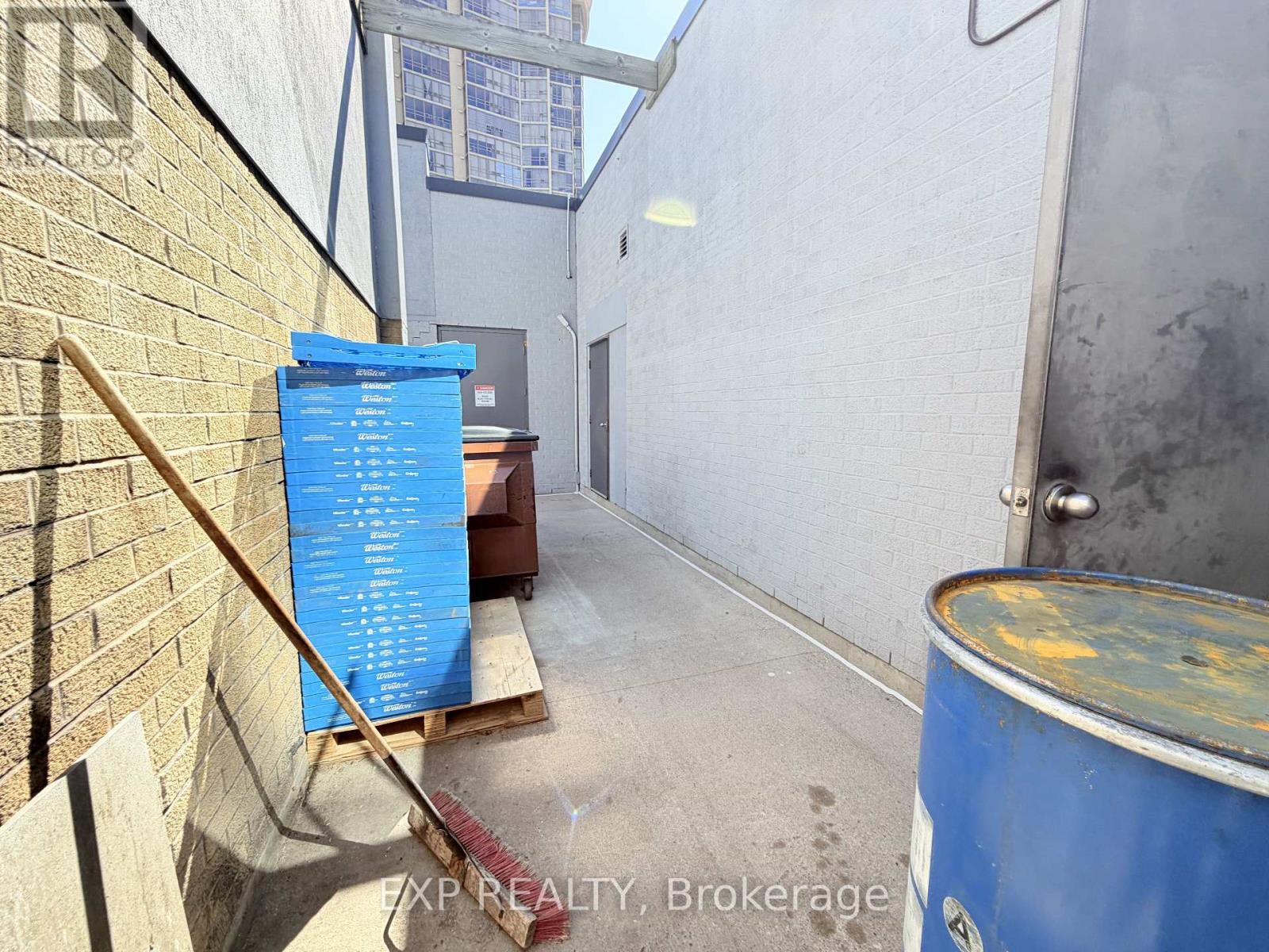 30 Eglinton Avenue W, Mississauga, Ontario  L5R 3E7 - Photo 26 - W13223338