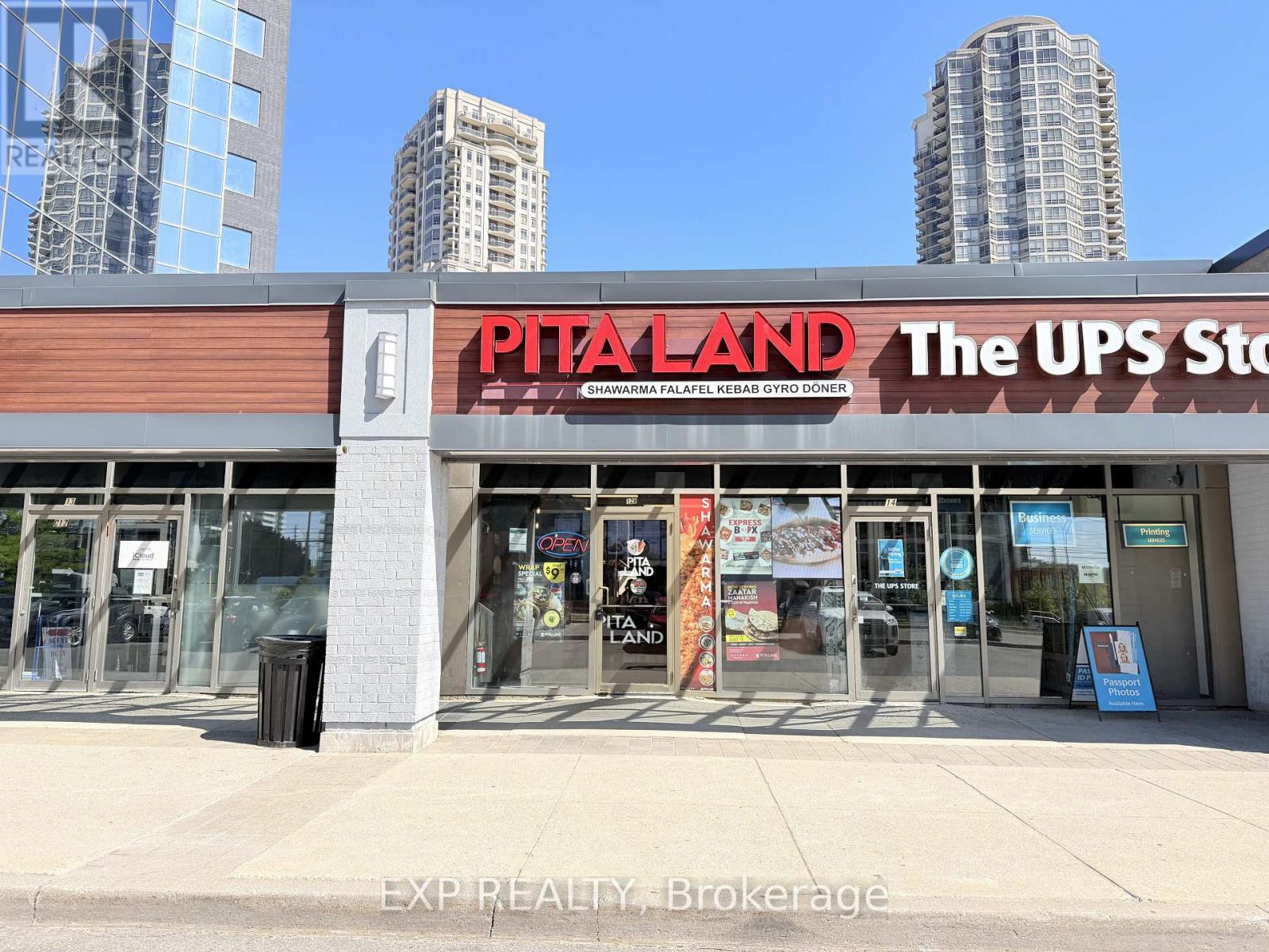 30 Eglinton Avenue W, Mississauga, Ontario  L5R 3E7 - Photo 3 - W13223338