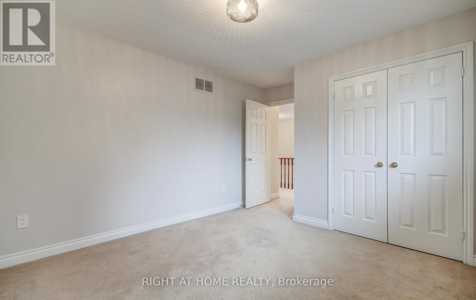 560 Chagall Court, Mississauga, Ontario  L5R 3A8 - Photo 38 - W13223374