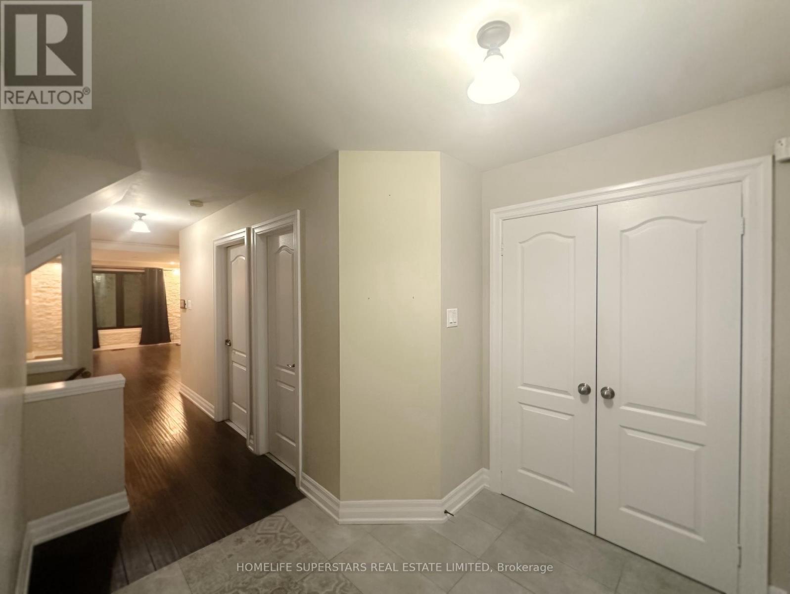 88 River Rock Crescent W, Brampton, Ontario  L7A 2W5 - Photo 2 - W13223380