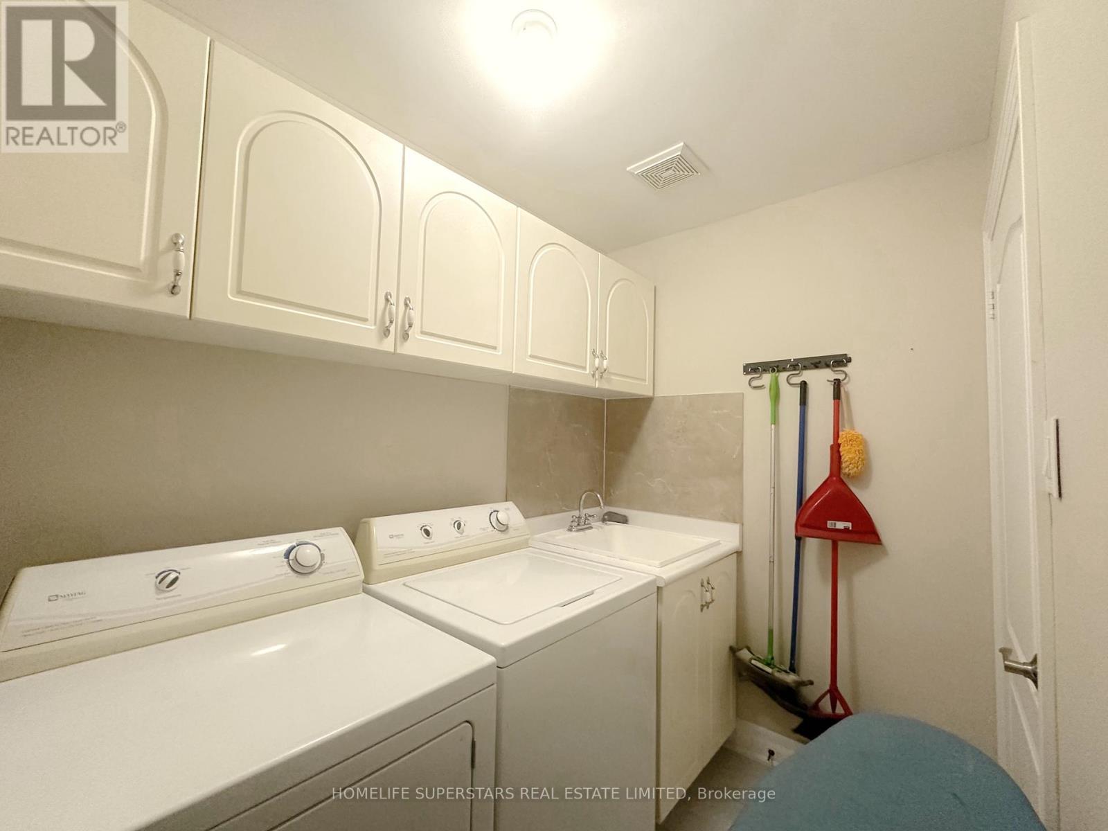 88 River Rock Crescent W, Brampton, Ontario  L7A 2W5 - Photo 4 - W13223380