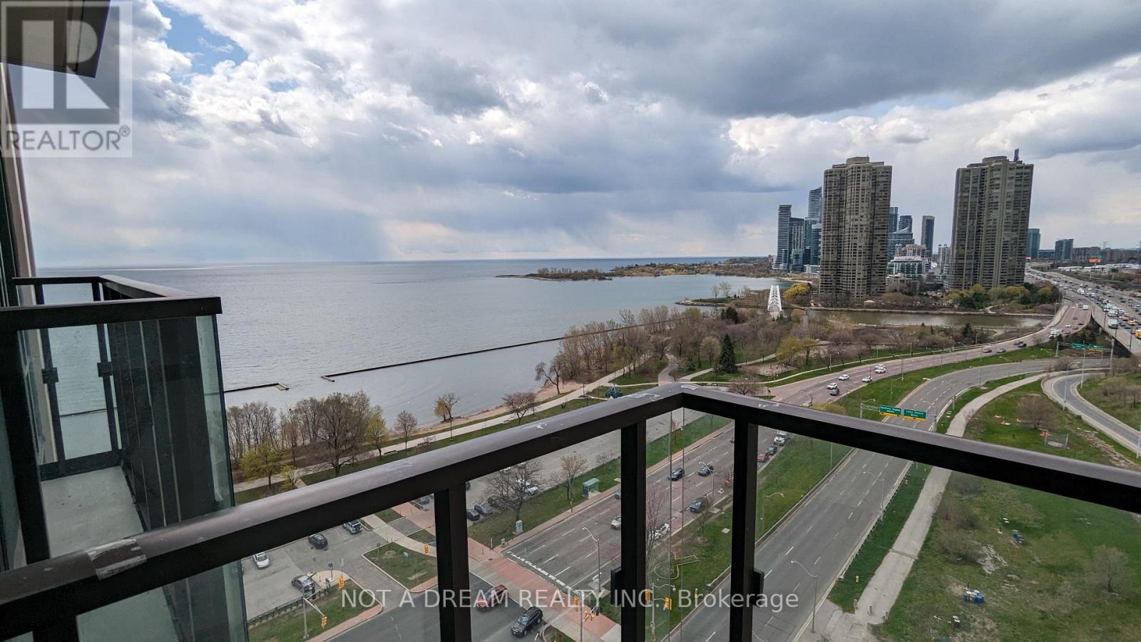 1911 - 1928 Lakeshore Boulevard W, Toronto, Ontario  M6S 0B1 - Photo 10 - W13223414