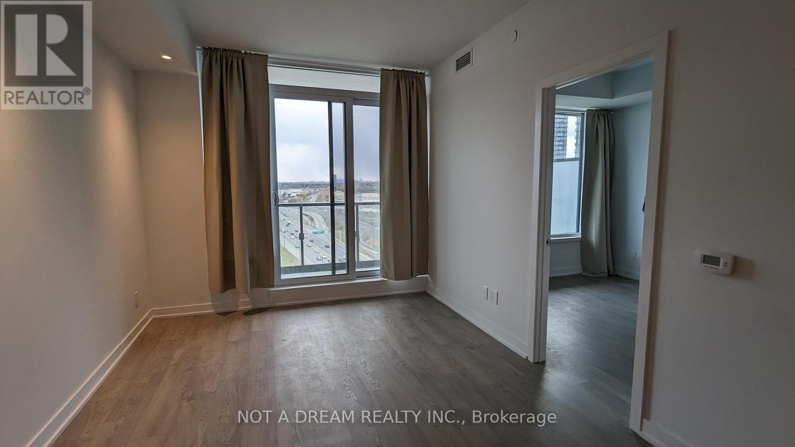 1911 - 1928 Lakeshore Boulevard W, Toronto, Ontario  M6S 0B1 - Photo 38 - W13223414