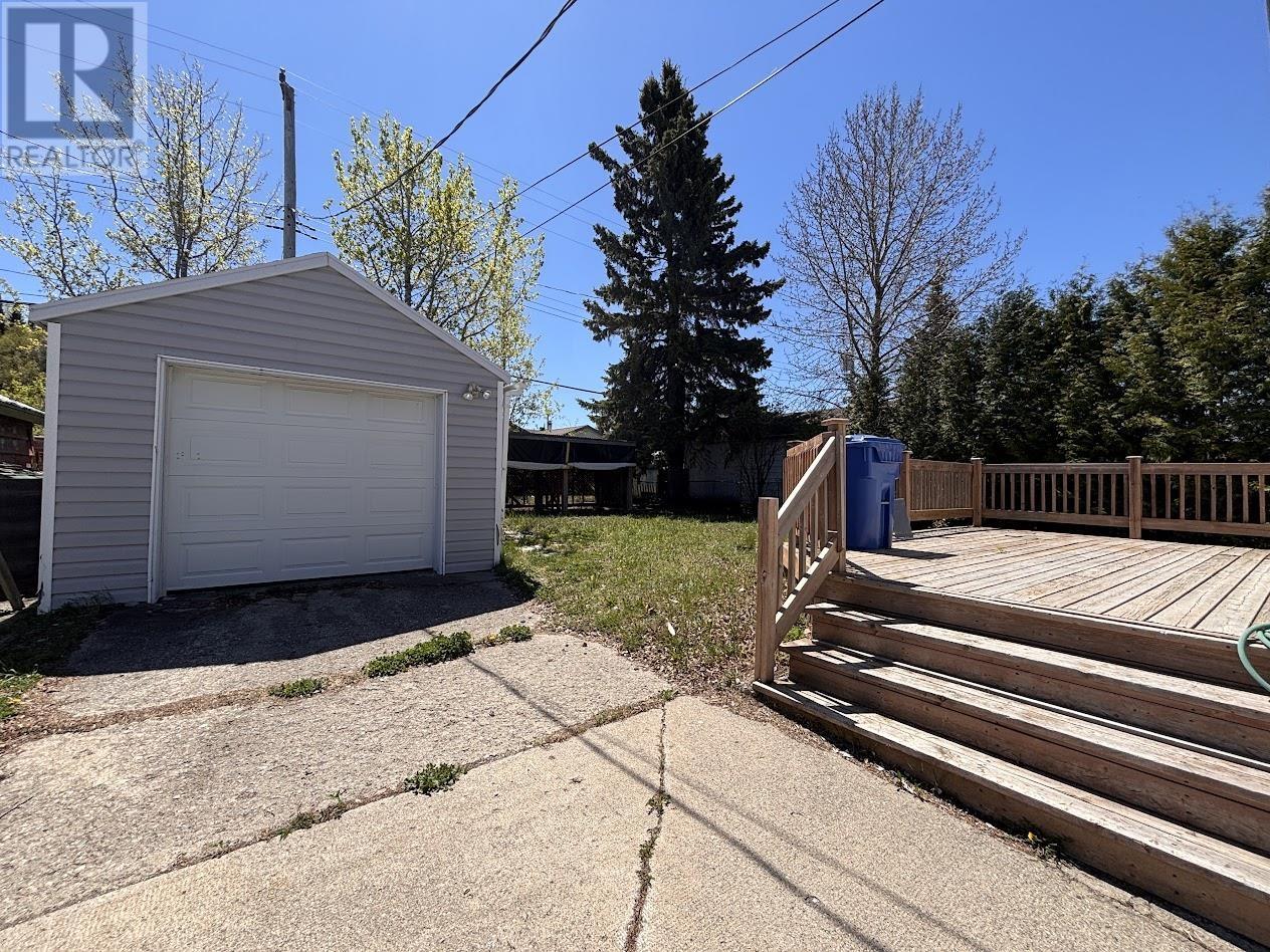46 Neebig Ave, Manitouwadge, Ontario  P0T 2C0 - Photo 35 - TB2600090