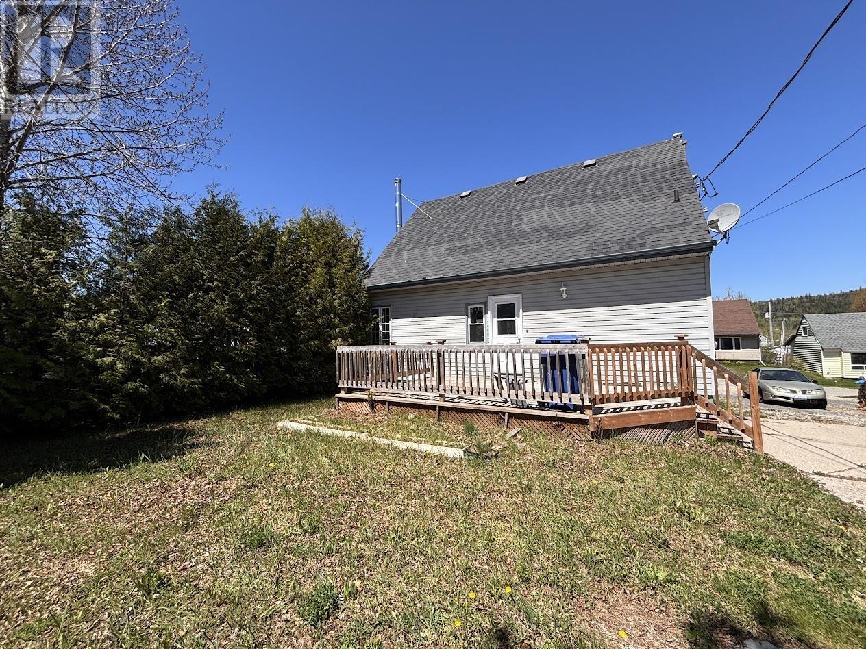 46 Neebig Ave, Manitouwadge, Ontario  P0T 2C0 - Photo 37 - TB2600090