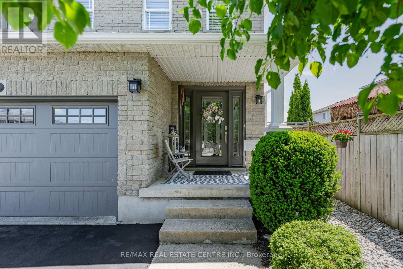 63 Pentland Drive, Cambridge, Ontario  N1P 1B5 - Photo 2 - X13223292
