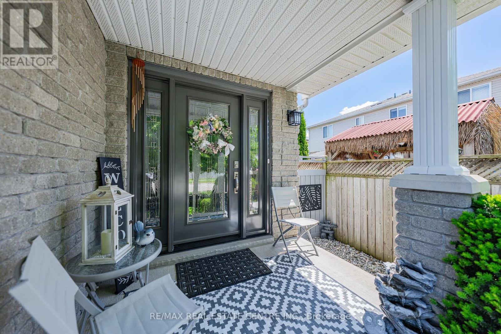 63 Pentland Drive, Cambridge, Ontario  N1P 1B5 - Photo 3 - X13223292