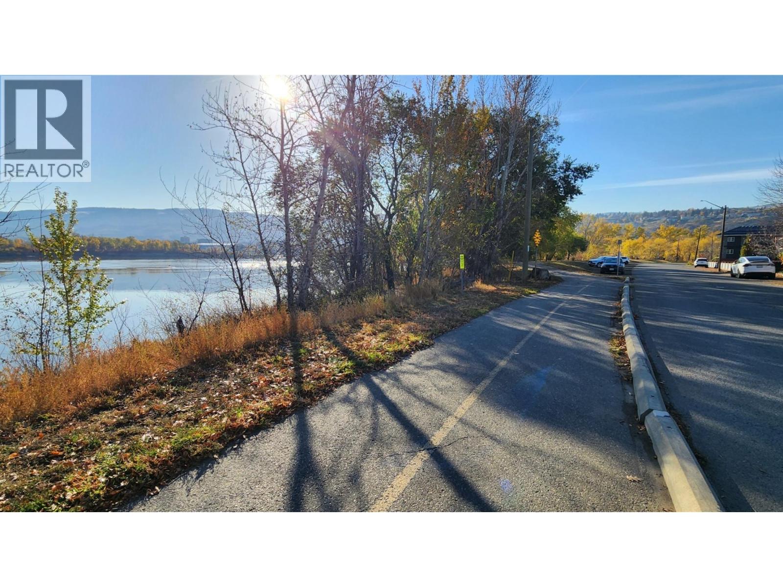255 Schubert Drive, Kamloops, British Columbia  V2B 2C5 - Photo 10 - 10389679