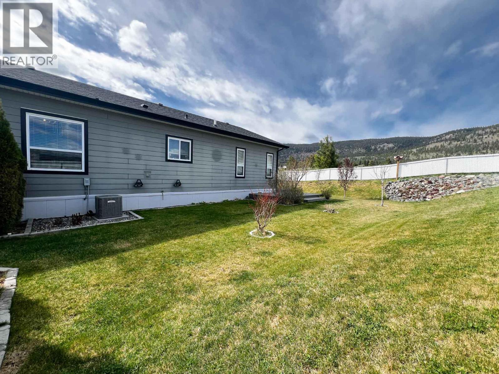 2599 Spring Bank Avenue, Merritt, British Columbia  V1K 1S1 - Photo 22 - 10389431