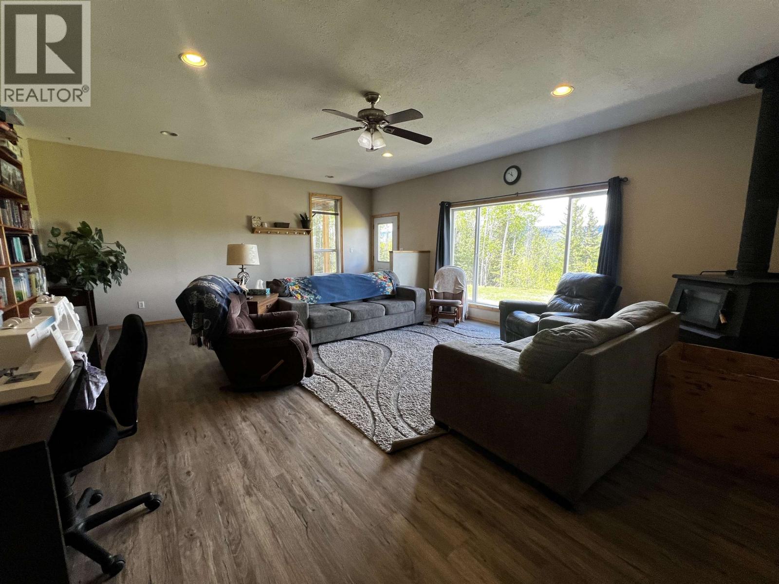 100 Schritt Crescent, Burns Lake, British Columbia  V0J 1E0 - Photo 7 - R3129993
