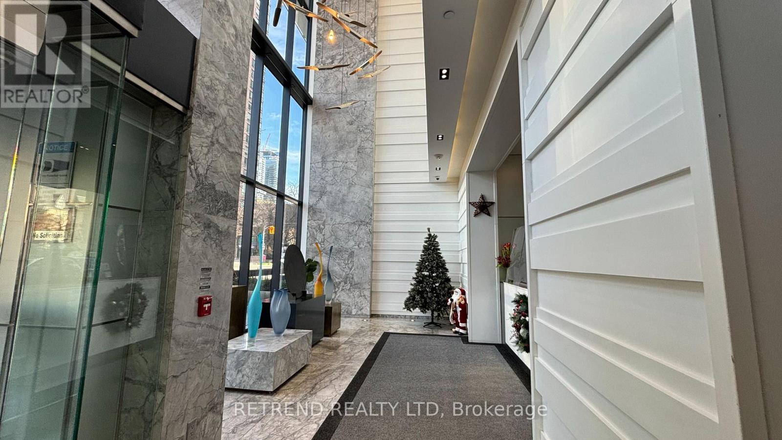 1305 - 57 St Joseph Street, Toronto, Ontario  M5S 0C5 - Photo 3 - C13223440
