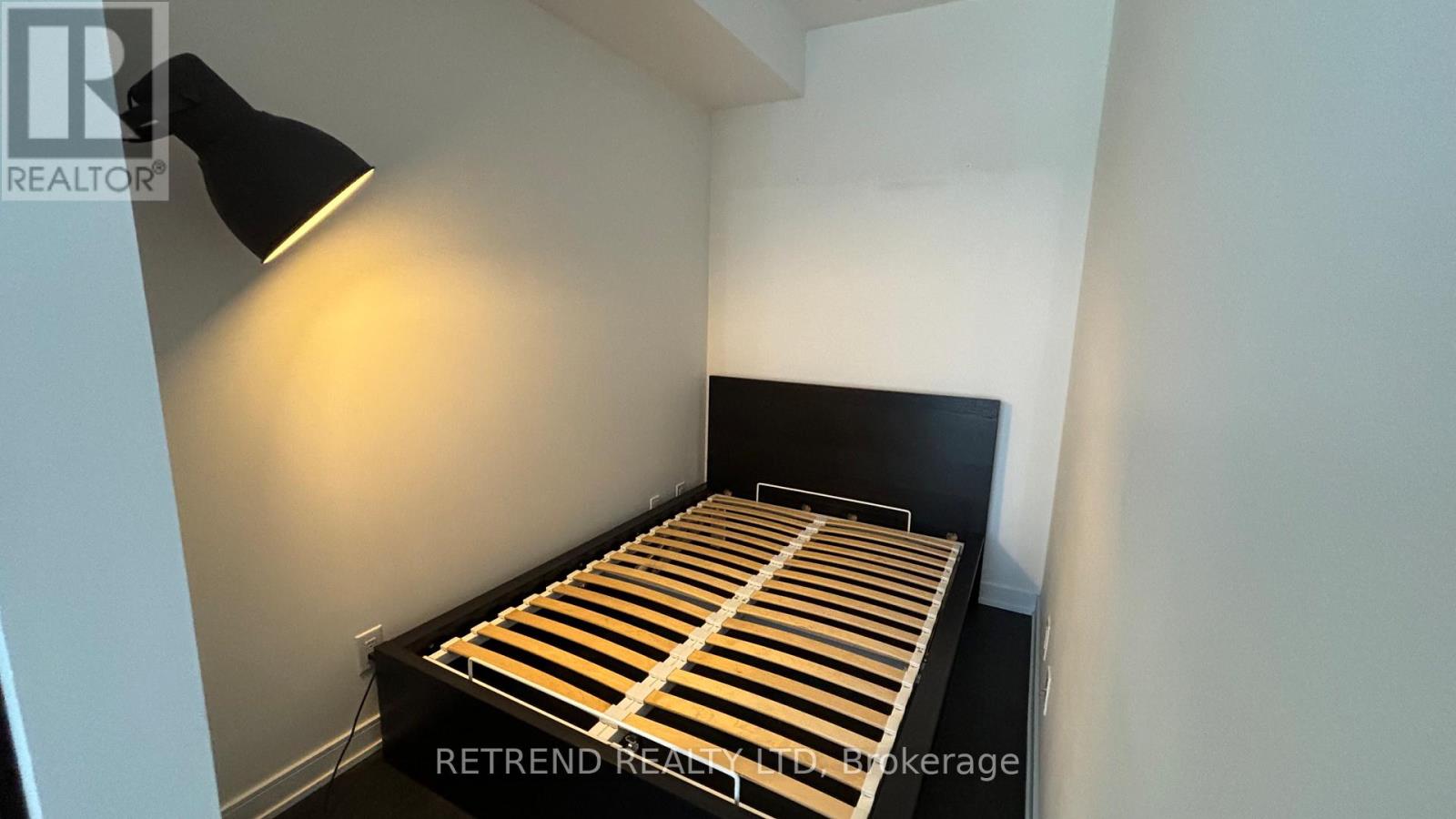 1305 - 57 St Joseph Street, Toronto, Ontario  M5S 0C5 - Photo 8 - C13223440