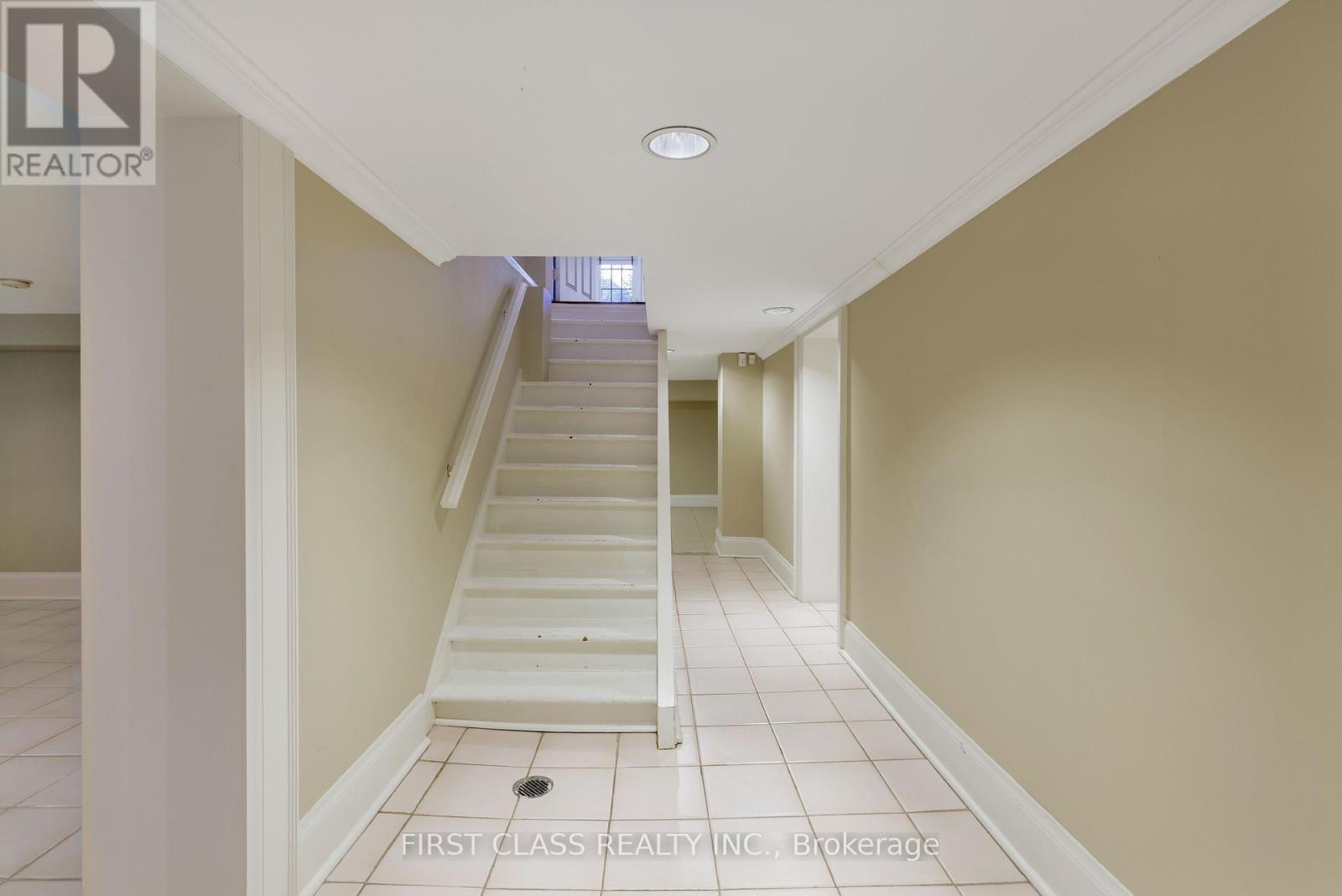 80 Douglas Drive, Toronto, Ontario  M4W 2B4 - Photo 42 - C13223544