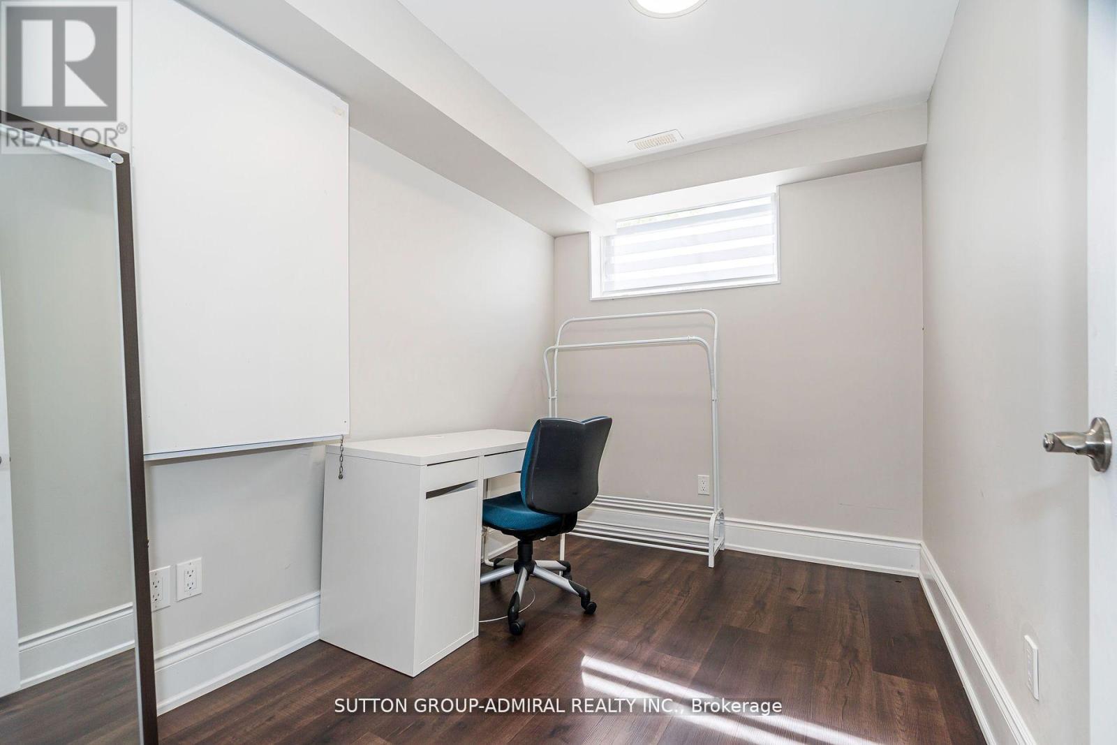 24 Ranee Avenue, Toronto, Ontario  M6A 1M6 - Photo 35 - C13223550