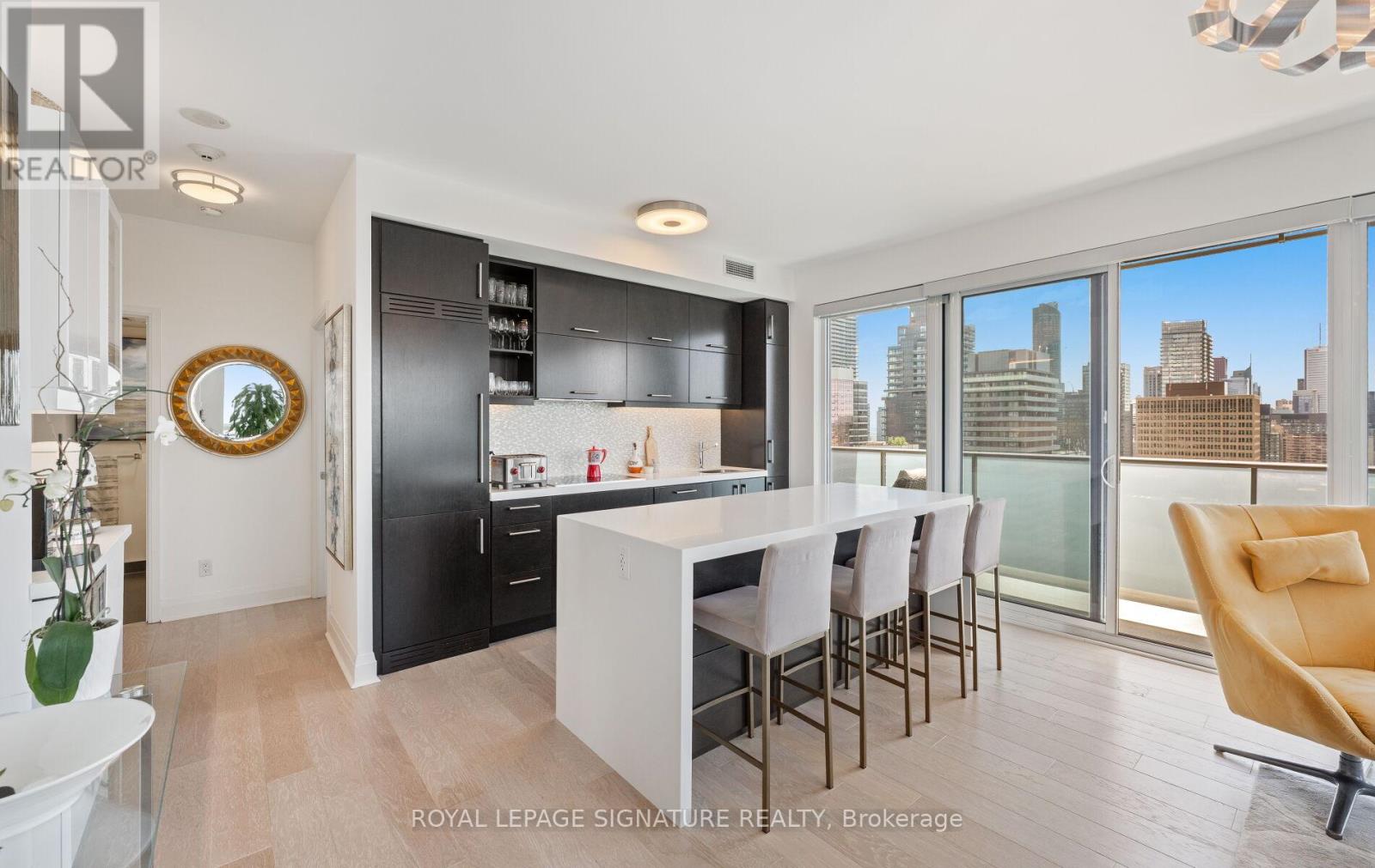 2704 - 65 St. Mary Street, Toronto, Ontario  M5S 0A6 - Photo 8 - C13223560
