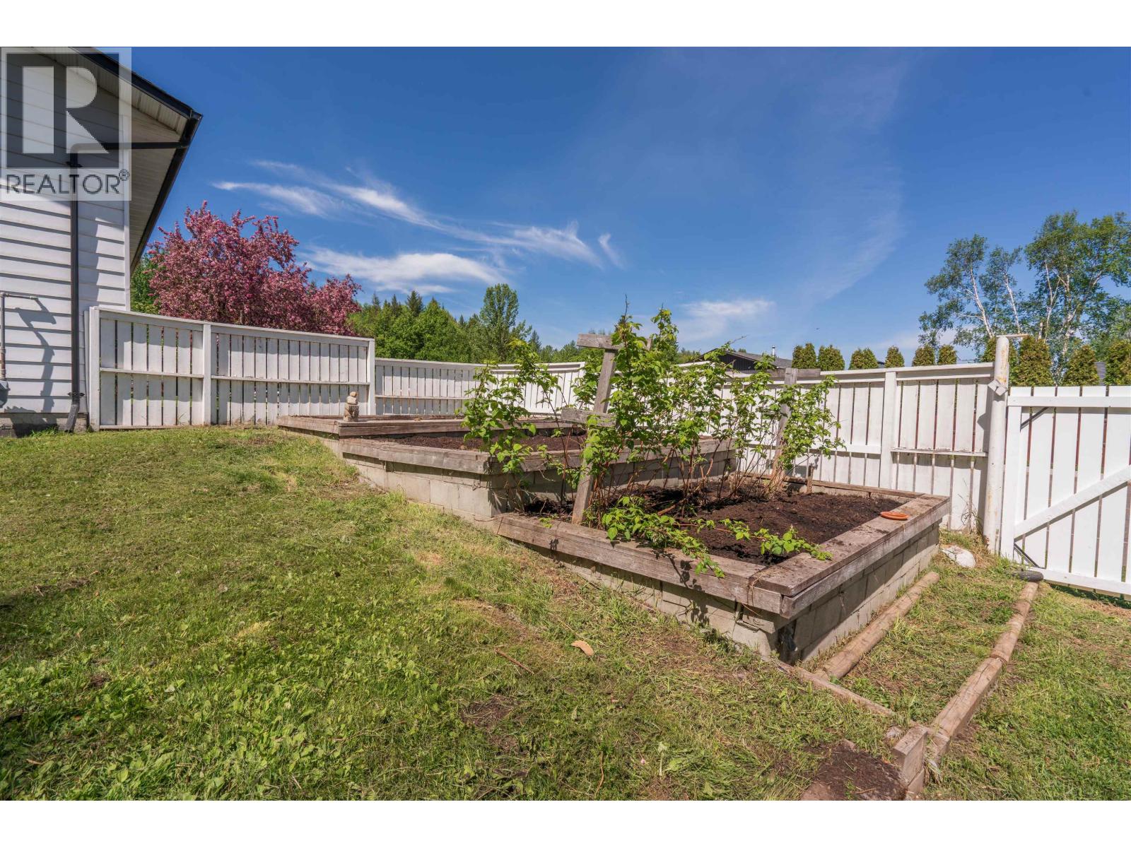 8205 Malaspina Avenue, Prince George, British Columbia  V2L 2P3 - Photo 31 - R3130032