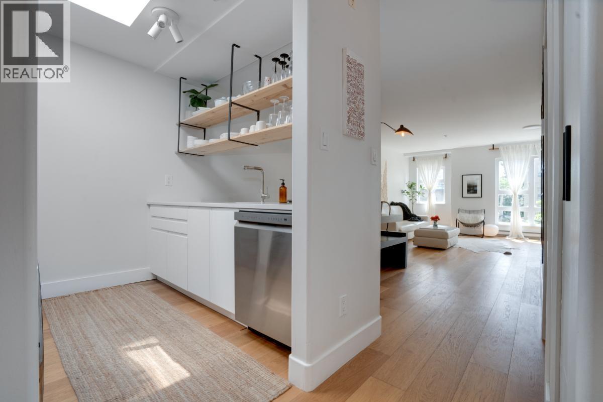 310 1823 W 7th Avenue, Vancouver, British Columbia  V6J 5K5 - Photo 2 - R3130196