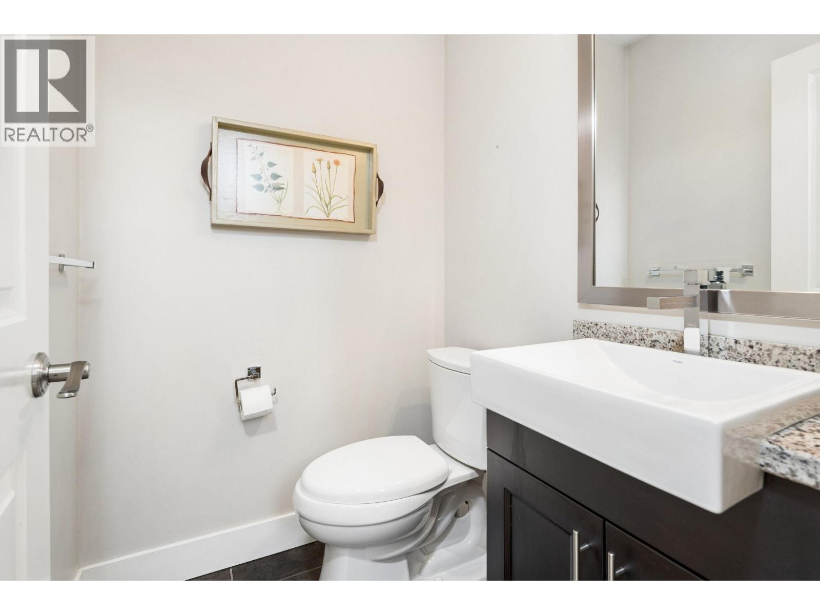 2 3025 Baird Road, North Vancouver, British Columbia  V7K 2G5 - Photo 15 - R3130210