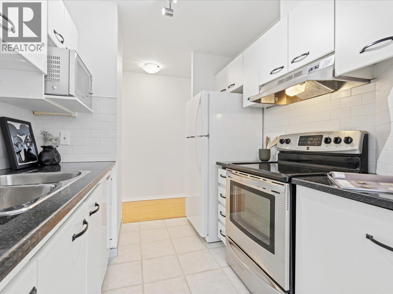 708 1188 Richards Street, Vancouver, British Columbia  V6B 3E6 - Photo 10 - R3130212