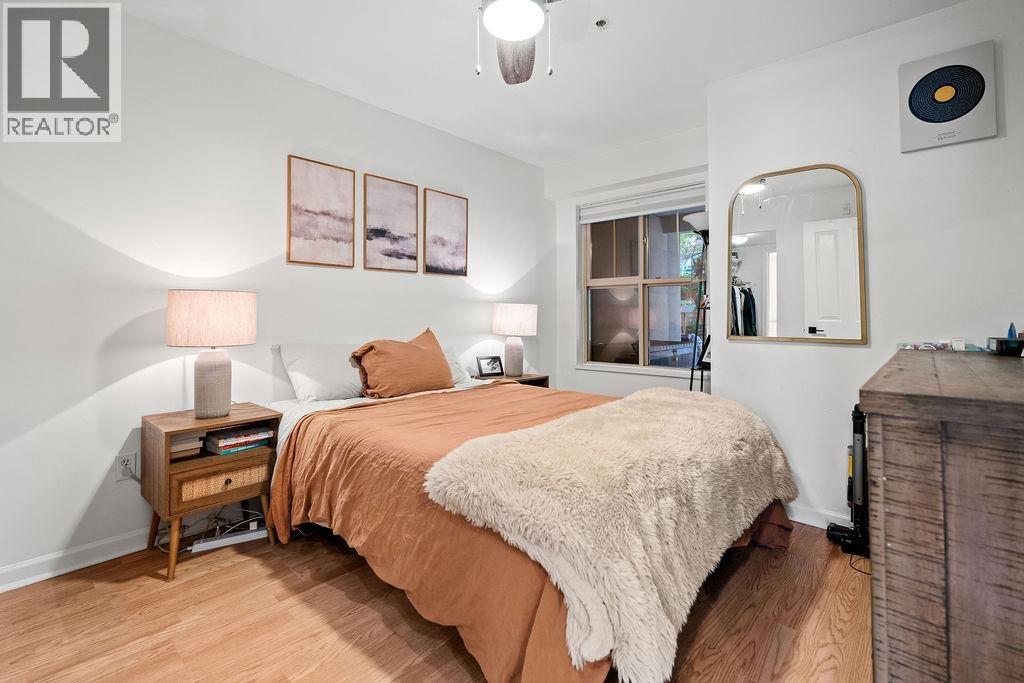 C2 332 Lonsdale Avenue, North Vancouver, British Columbia  V7M 3M5 - Photo 12 - R3130268