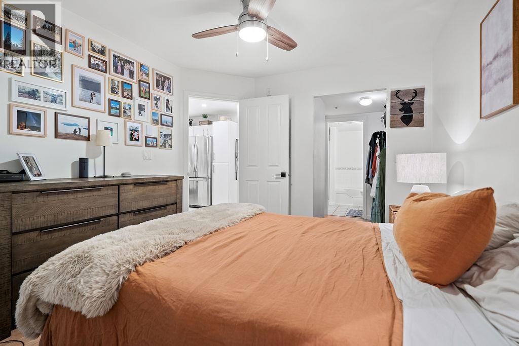 C2 332 Lonsdale Avenue, North Vancouver, British Columbia  V7M 3M5 - Photo 14 - R3130268
