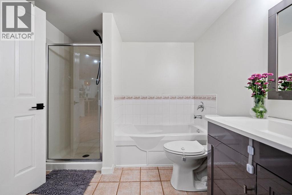 C2 332 Lonsdale Avenue, North Vancouver, British Columbia  V7M 3M5 - Photo 16 - R3130268