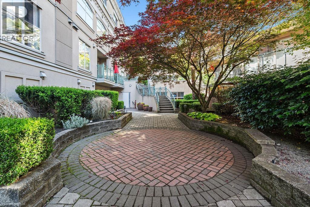C2 332 Lonsdale Avenue, North Vancouver, British Columbia  V7M 3M5 - Photo 28 - R3130268