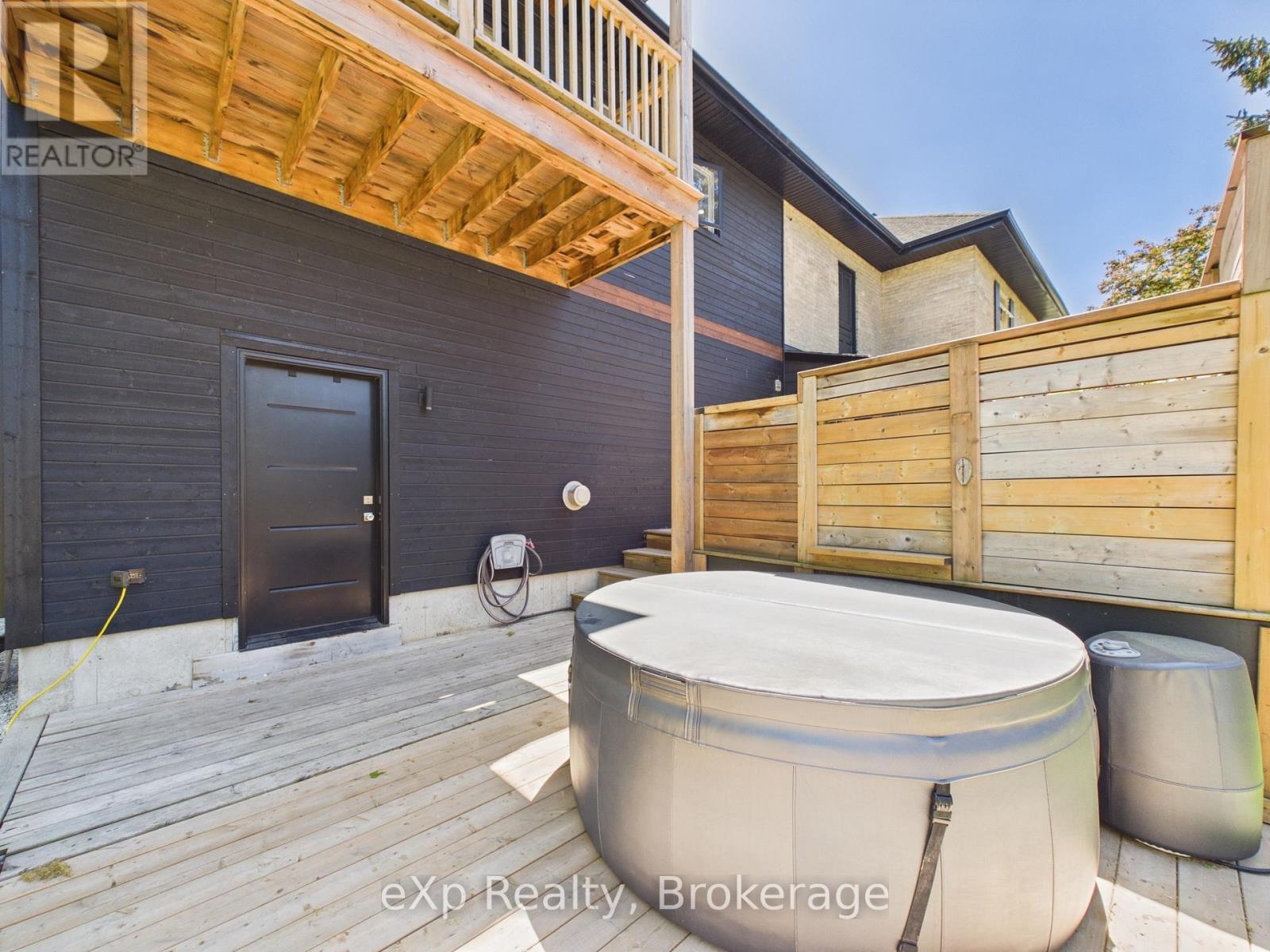 709 Green Street, Saugeen Shores, Ontario  N0H 2C0 - Photo 13 - X13223624