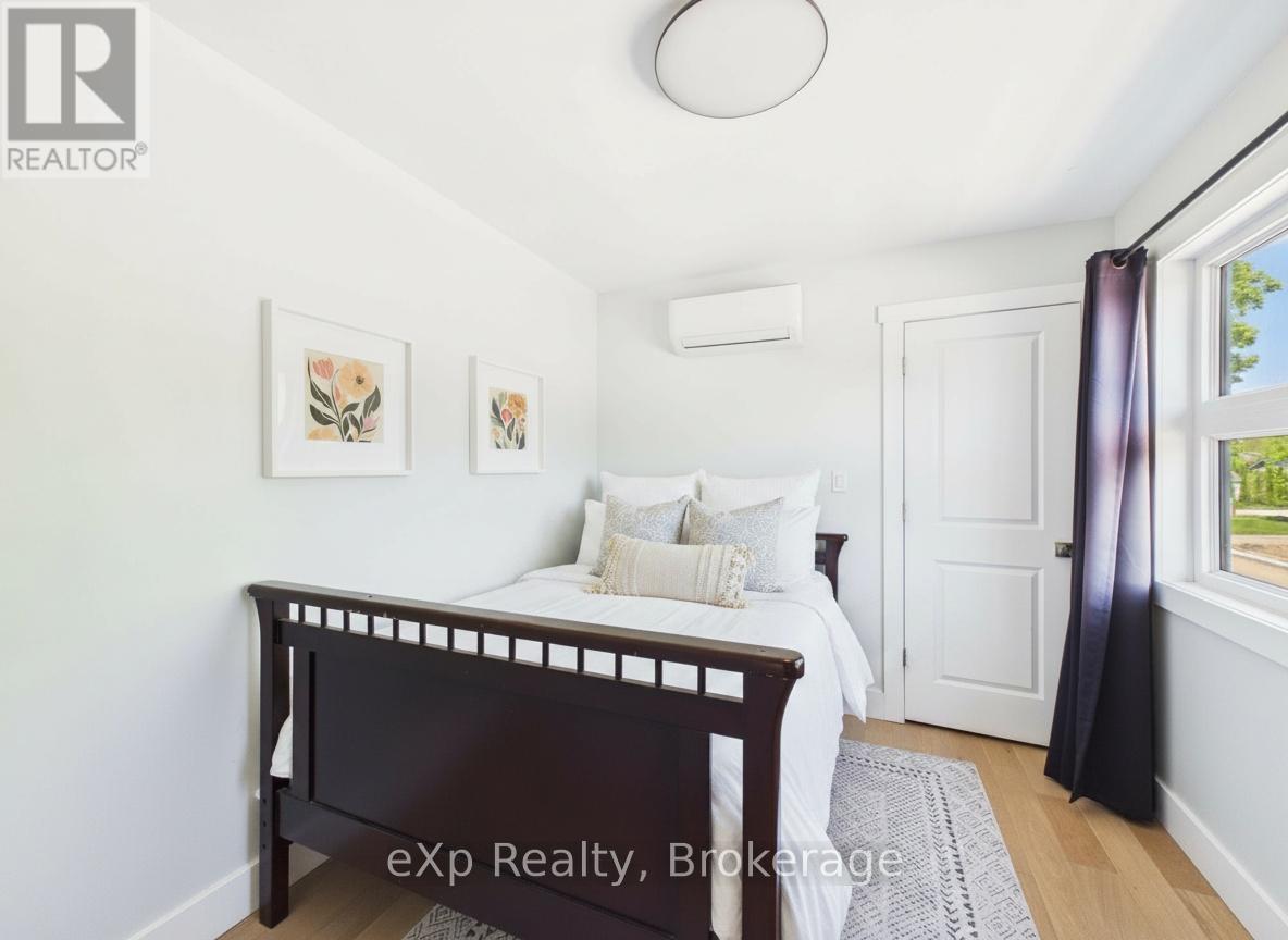 709 Green Street, Saugeen Shores, Ontario  N0H 2C0 - Photo 37 - X13223624