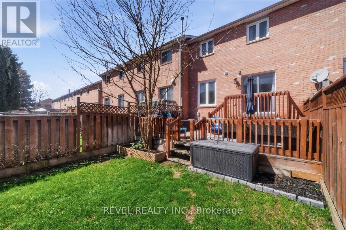 87 Thorp Crescent, Ajax, Ontario  L1T 3T4 - Photo 21 - E13223476
