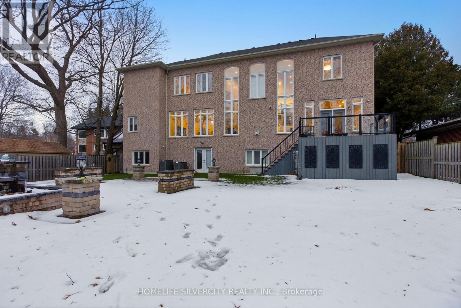 492 Rougemount Drive, Pickering, Ontario  L1W 2B9 - Photo 38 - E13223498