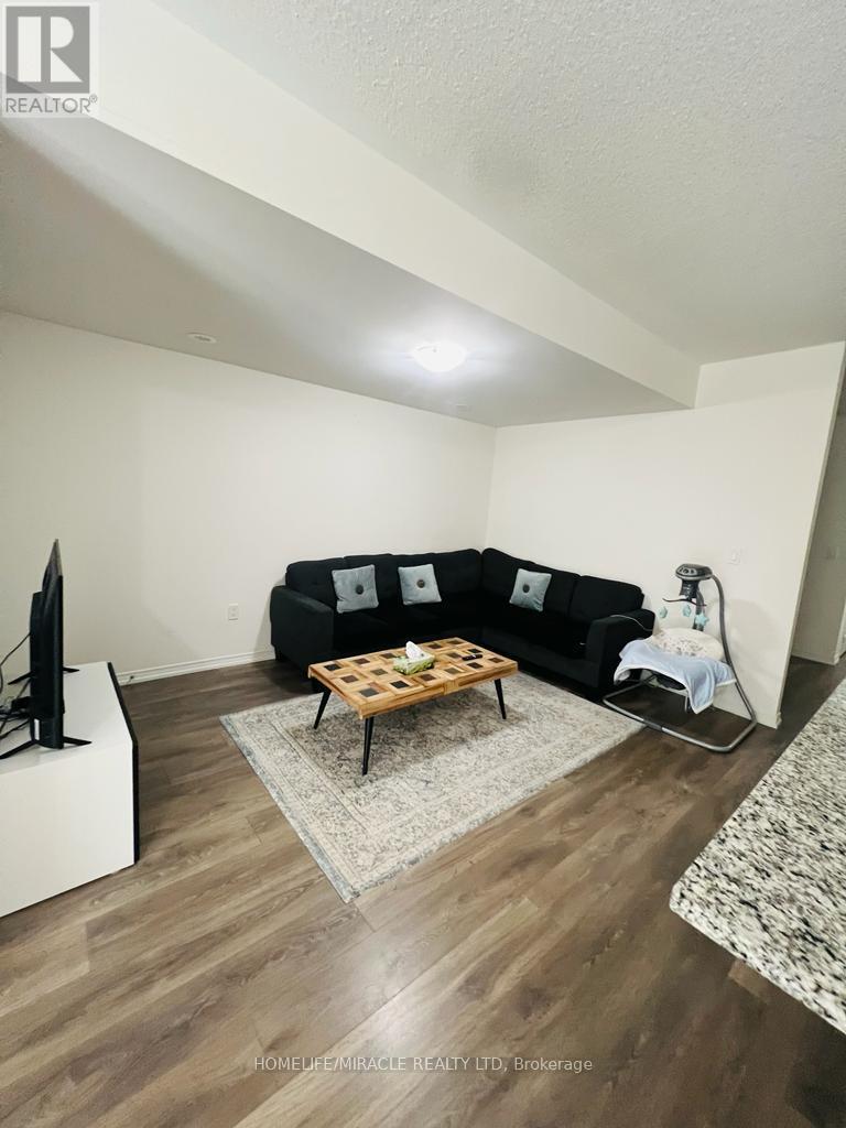 8835 Sheppard Avenue, Toronto, Ontario  M1B 0E3 - Photo 2 - E13223556