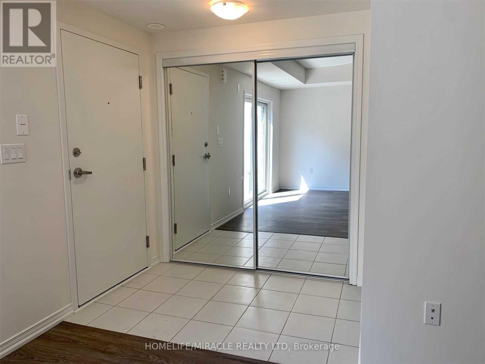 8835 Sheppard Avenue, Toronto, Ontario  M1B 0E3 - Photo 5 - E13223556