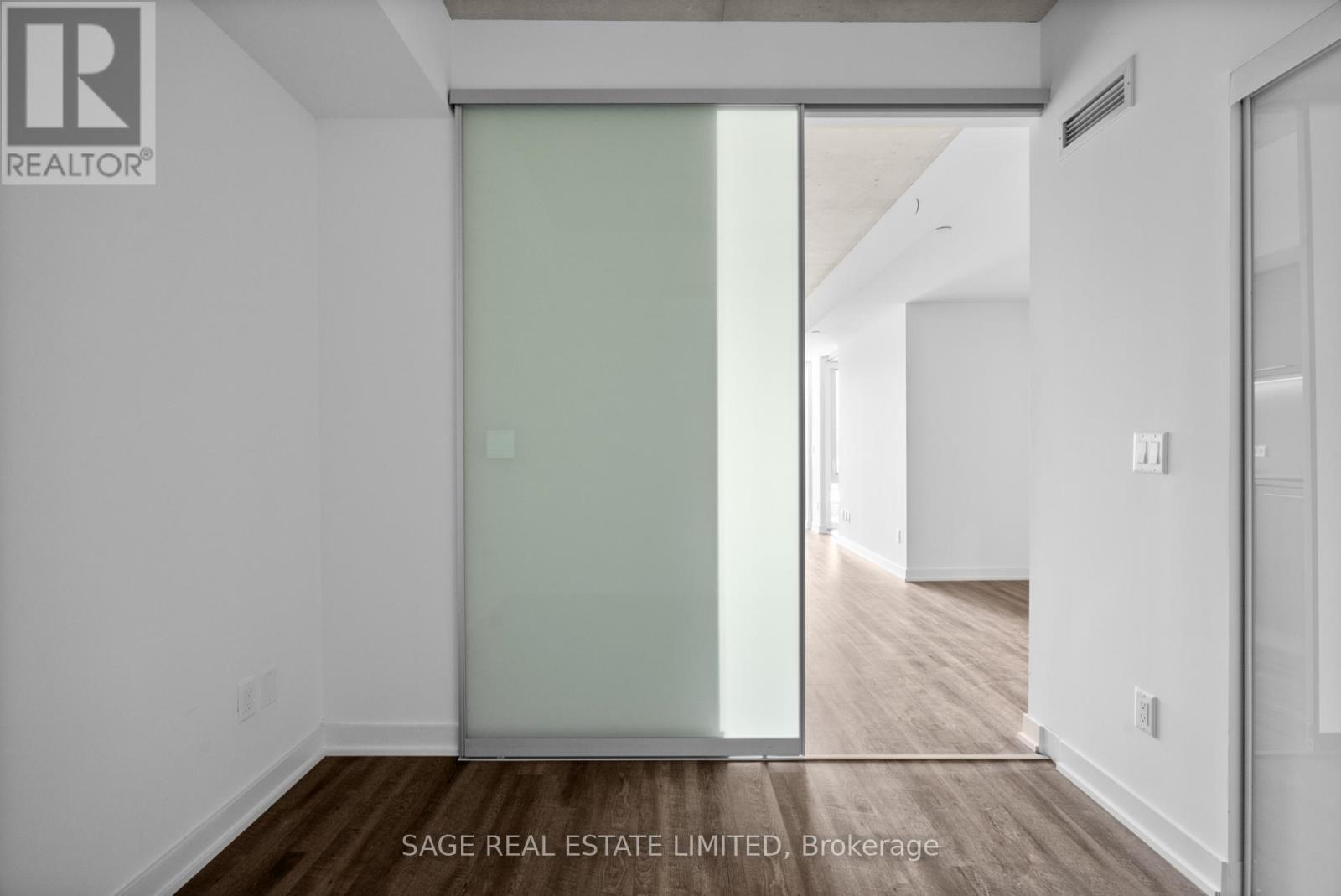 514 - 665 Queen Street E, Toronto, Ontario  M4M 1G4 - Photo 24 - E13223566