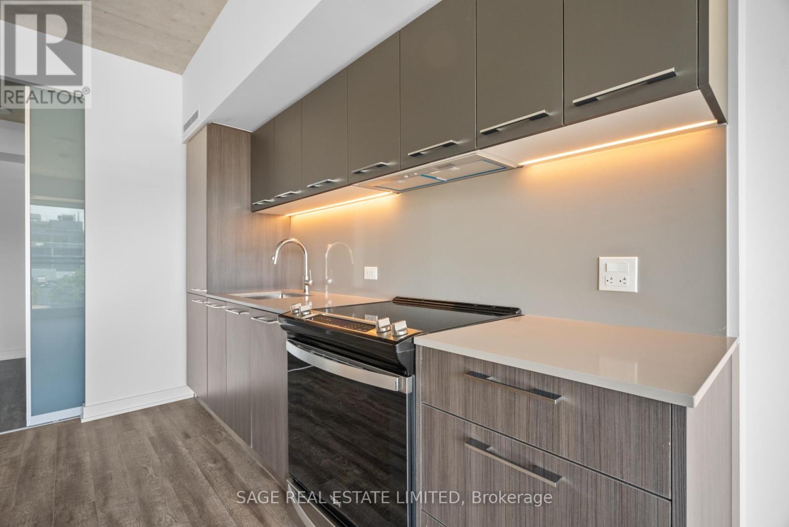 514 - 665 Queen Street E, Toronto, Ontario  M4M 1G4 - Photo 8 - E13223566