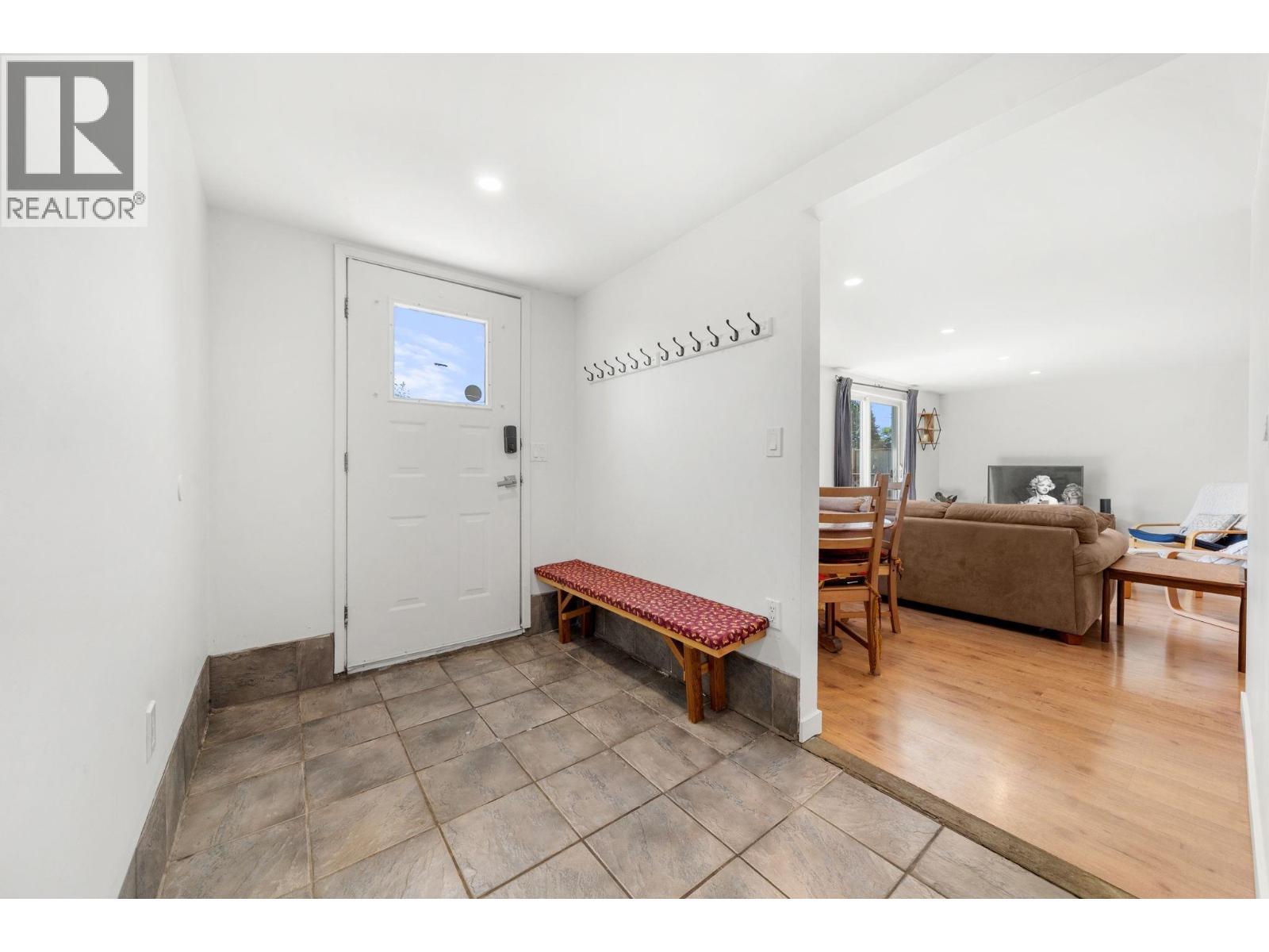 803 Calverhall Street, North Vancouver, British Columbia  V7L 1X8 - Photo 19 - R3130205