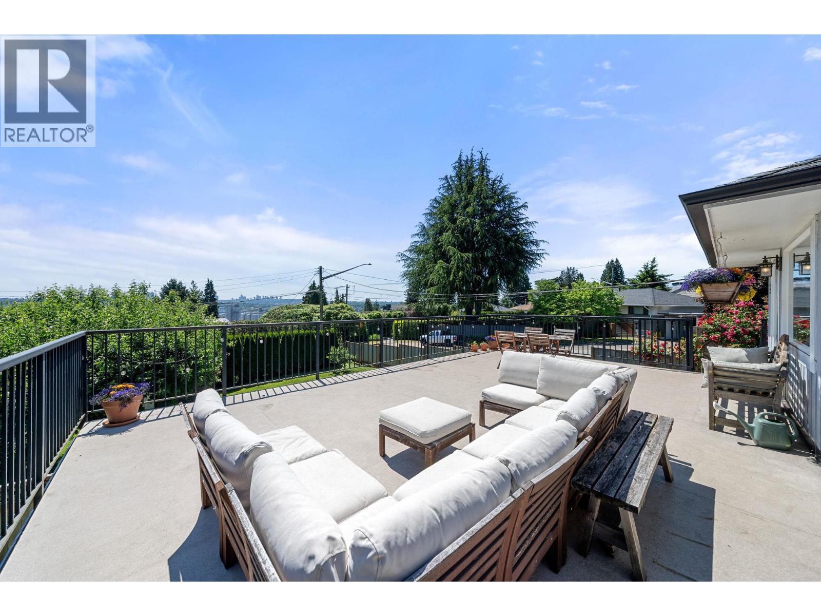 803 Calverhall Street, North Vancouver, British Columbia  V7L 1X8 - Photo 27 - R3130205