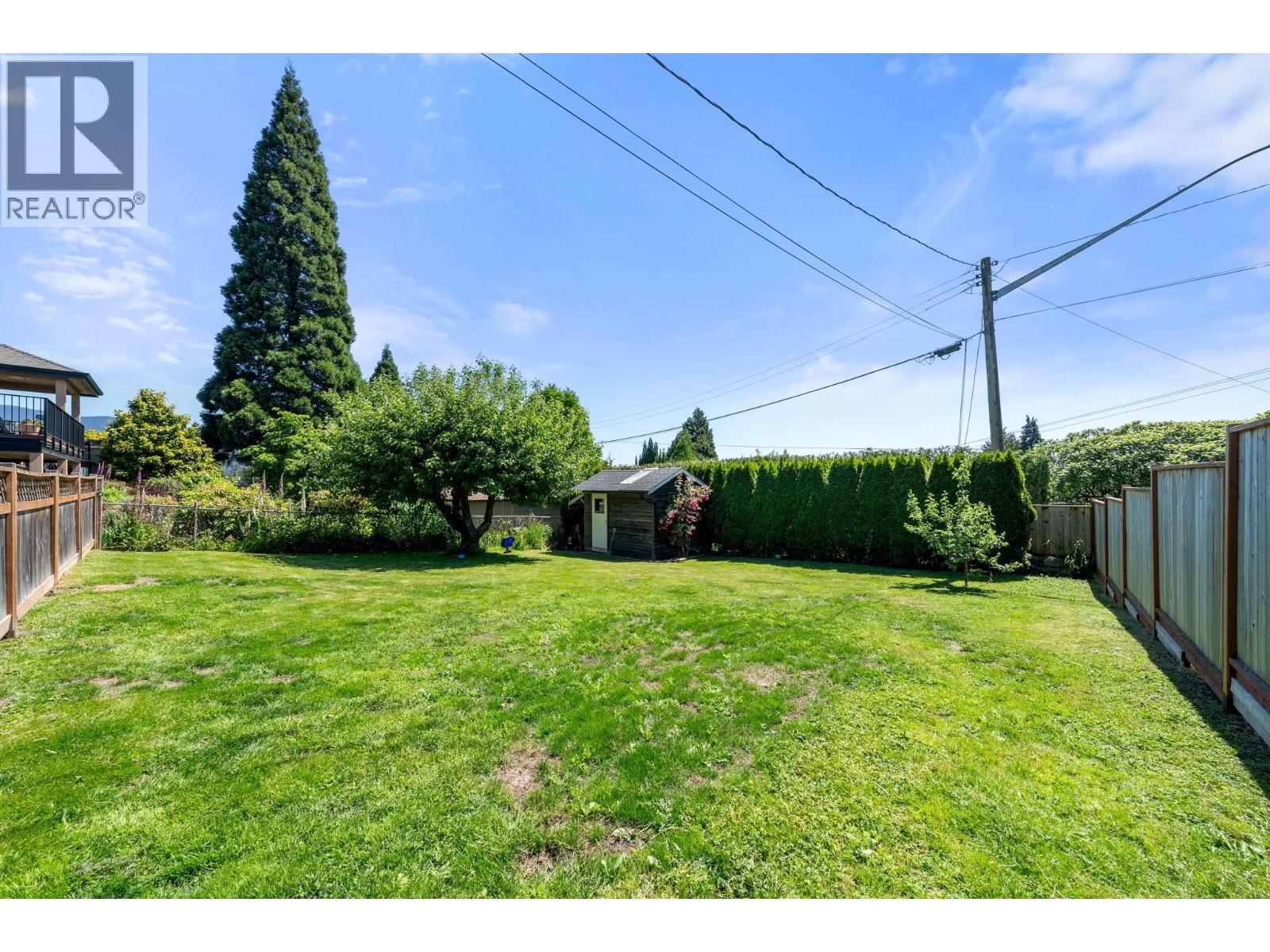 803 Calverhall Street, North Vancouver, British Columbia  V7L 1X8 - Photo 30 - R3130205