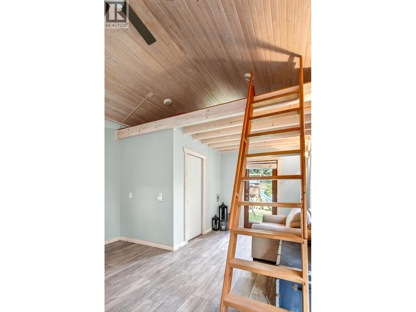1255 Deer Walk, Bowen Island, British Columbia  V0N 1G1 - Photo 37 - R3130228