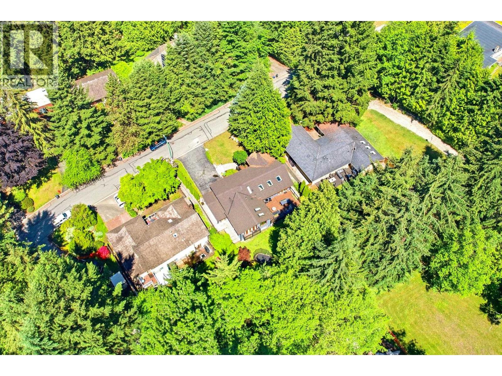 5222 Sarita Avenue, North Vancouver, British Columbia  V7R 3M9 - Photo 37 - R3130263