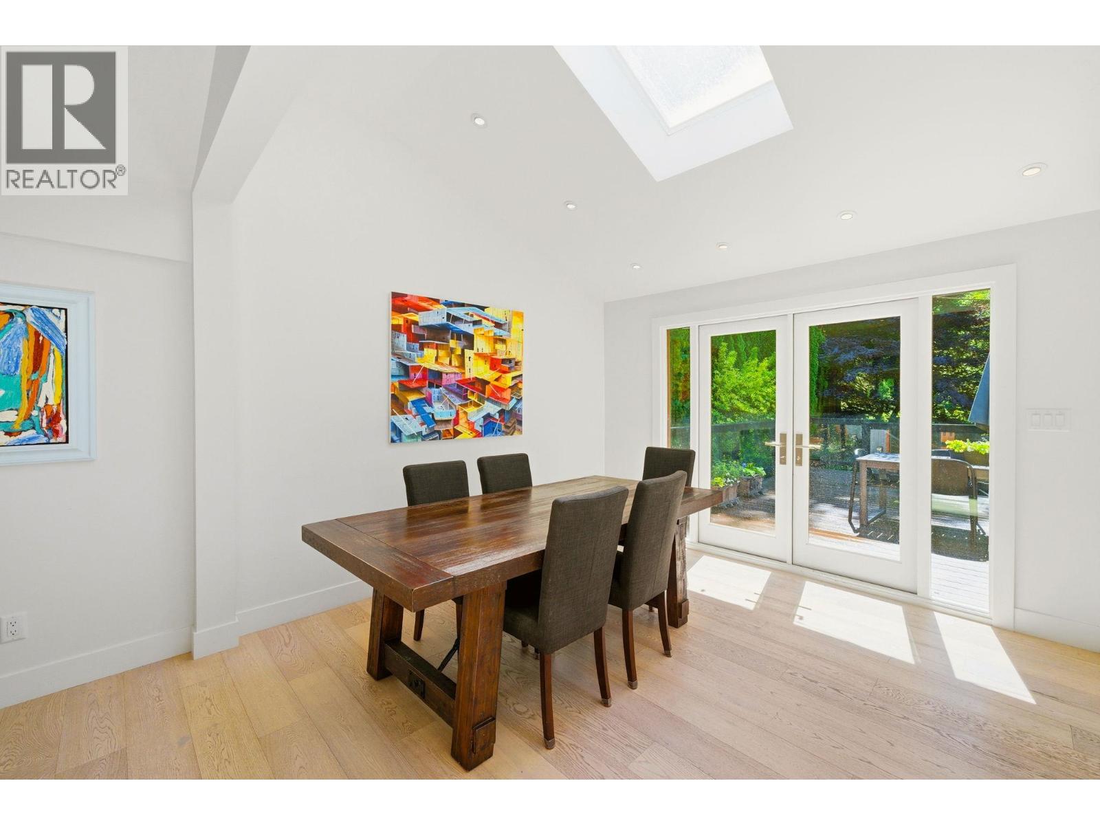5222 Sarita Avenue, North Vancouver, British Columbia  V7R 3M9 - Photo 7 - R3130263