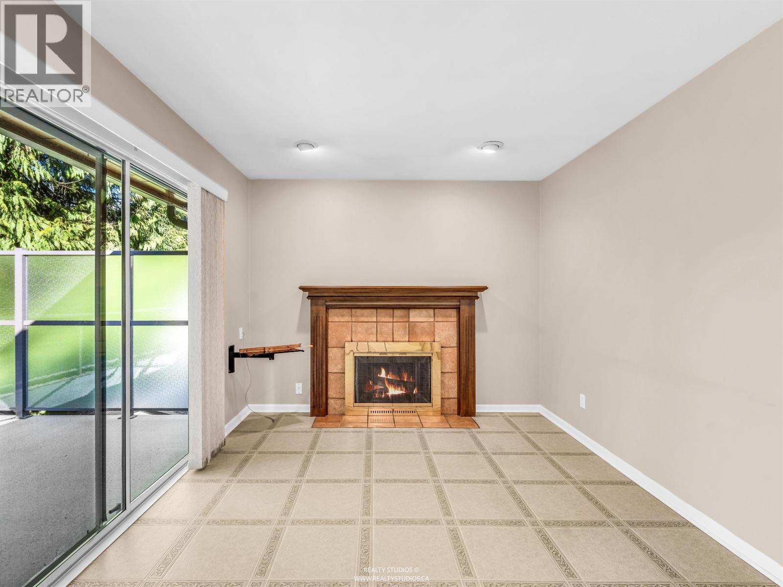 1110 Lodge Road, North Vancouver, British Columbia  V7R 1W8 - Photo 14 - R3130277