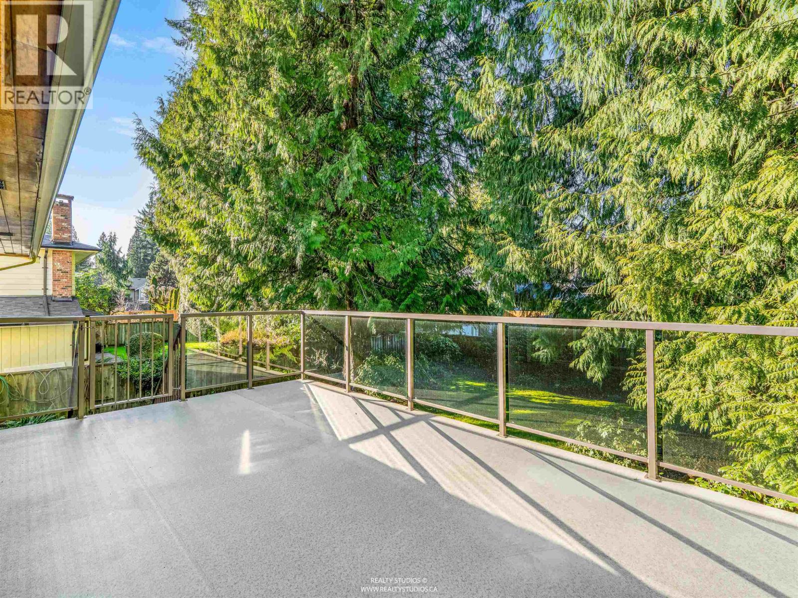 1110 Lodge Road, North Vancouver, British Columbia  V7R 1W8 - Photo 16 - R3130277