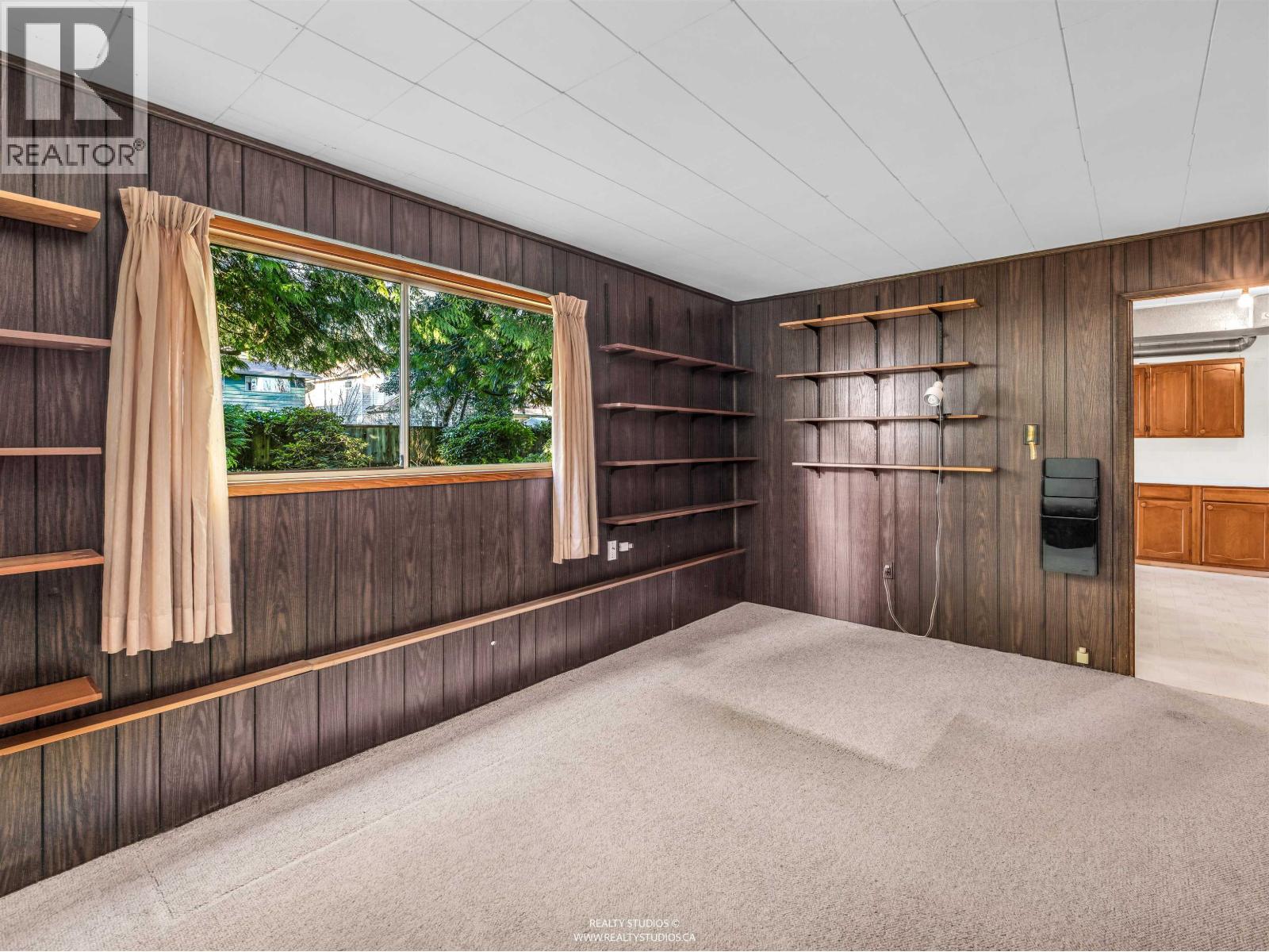 1110 Lodge Road, North Vancouver, British Columbia  V7R 1W8 - Photo 34 - R3130277