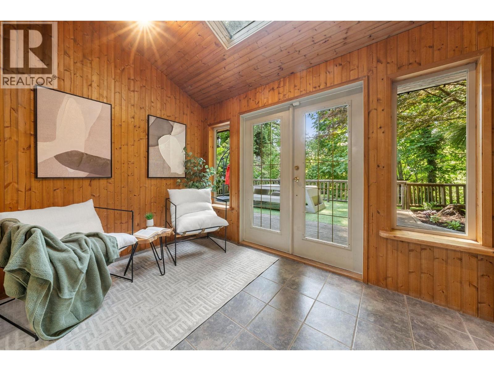 2297 Bowser Avenue, North Vancouver, British Columbia  V7P 2Z1 - Photo 15 - R3130283