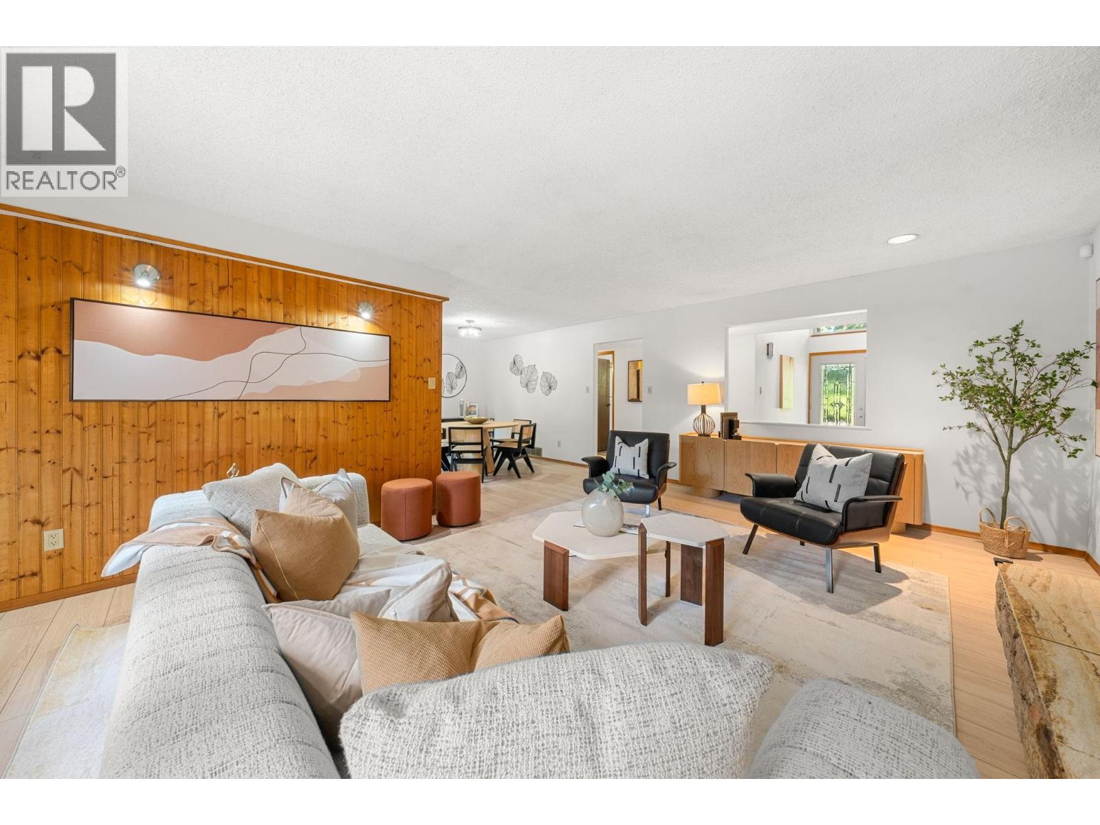 2297 Bowser Avenue, North Vancouver, British Columbia  V7P 2Z1 - Photo 6 - R3130283