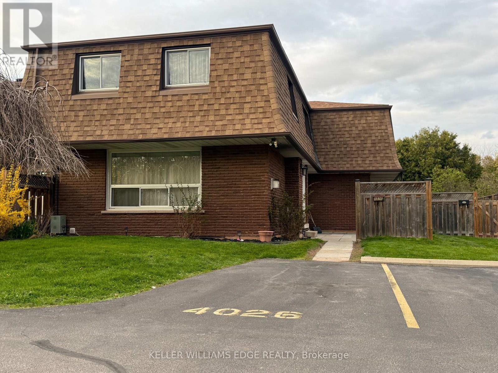 12 - 4026 Longmoor Drive, Burlington, Ontario  L7L 1X2 - Photo 2 - W12961422