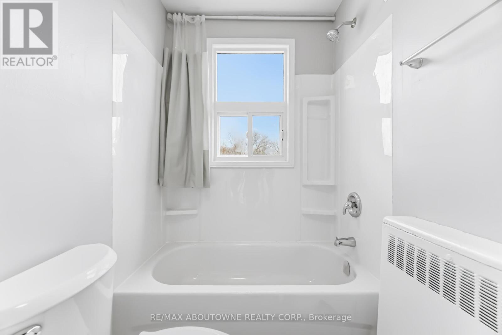 5 - 1047 Churchill Avenue E, Oakville, Ontario  L6H 2A7 - Photo 28 - W13106140