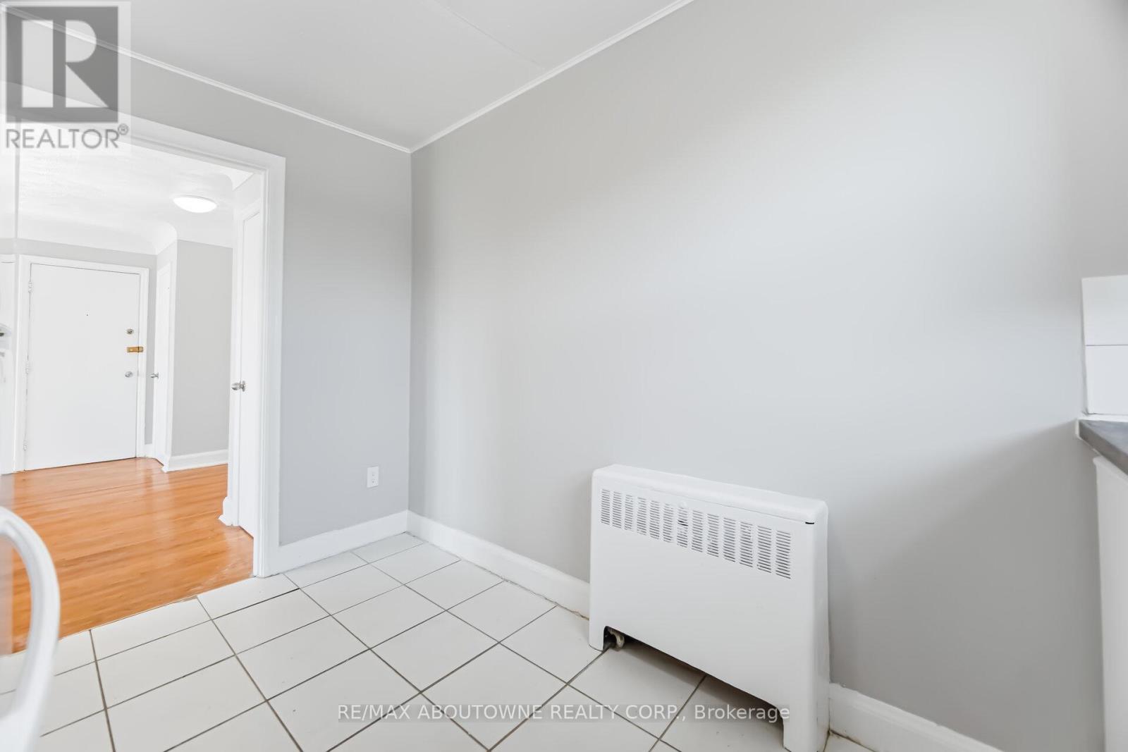 5 - 1047 Churchill Avenue E, Oakville, Ontario  L6H 2A7 - Photo 19 - W13106140